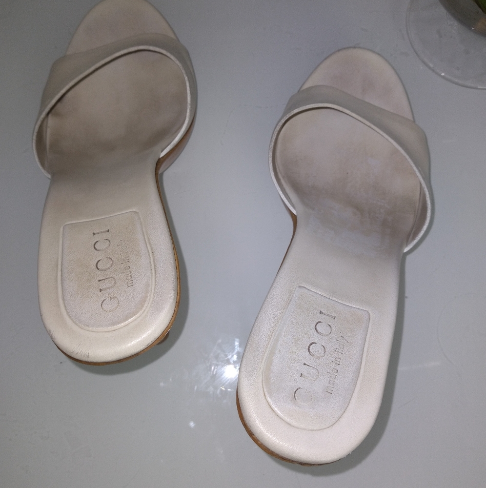 Vintage Gucci Y2K off white leather slip on heels size 39 - Picture 10 of 14